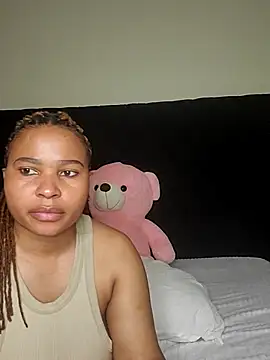 R-thequeen online show from February 25, 12:16 pm