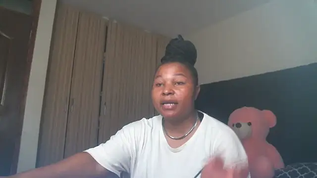 R-thequeen online show from July 29, 12:37 pm