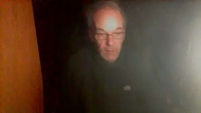 nice6incs online show from April 13, 9:52 pm