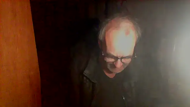 Snapshot of nice6incs chatting on November 17, 11:09 pm nice6incs online show from November 17, 11:09 pm