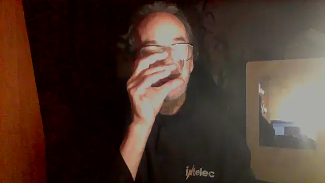 nice6incs online show from January 18, 10:57 pm