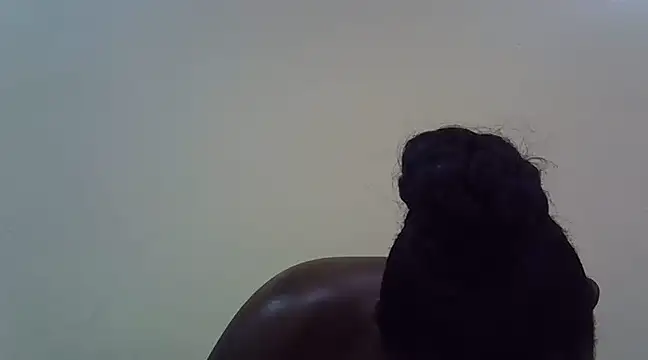 Snapshot of petite_12 chatting on March 3, 6:35 pm petite 12 online show from March 3, 6:35 pm