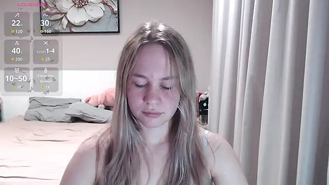 Snapshot of annabel8 chatting on October 25, 8:31 pm annabel8 online show from October 25, 8:31 pm