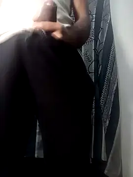 Snapshot of Syco_amanyg chatting on January 2, 8:02 pm Syco amanyg online show from January 2, 8:02 pm