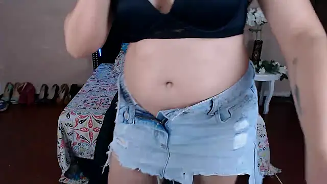 VioletaaaSlave online show from May 11, 4:04 pm