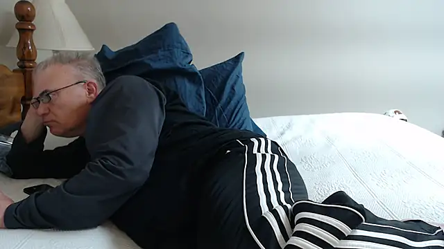 Snapshot of JaySloan chatting on February 17, 2:38 pm JaySloan online show from February 17, 2:38 pm