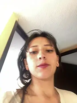 liaqueen610 online show from October 21, 5:12 pm