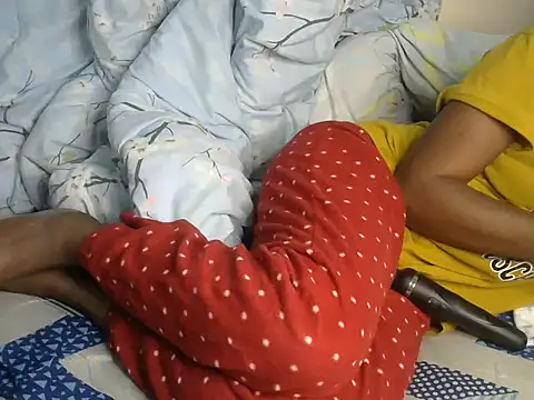 StacyGee24 online show from November 5, 10:24 pm