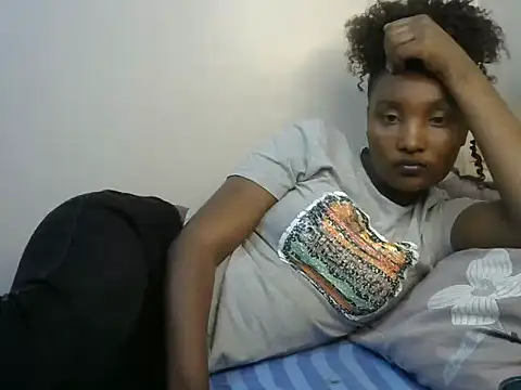 Snapshot of StacyGee24 chatting on October 16, 5:21 pm StacyGee24 online show from October 16, 5:21 pm