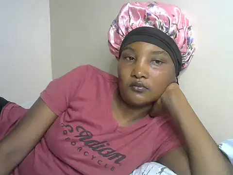 StacyGee24 online show from December 4, 9:41 am