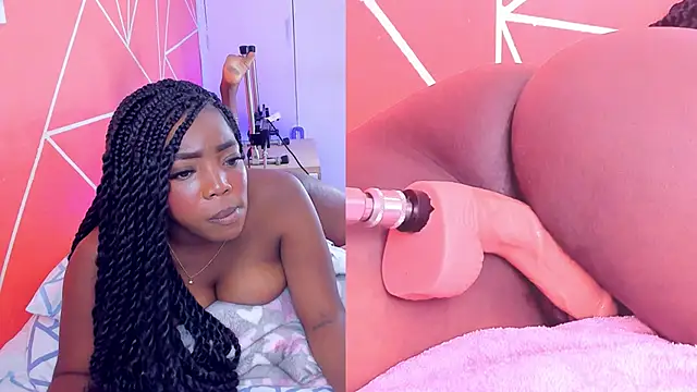 Snapshot of zoeethompson_cm chatting on February 25, 10:09 pm zoeethompson cm online show from February 25, 10:09 pm