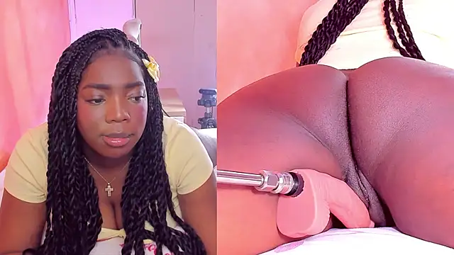 zoeethompson cm online show from April 19, 10:49 am