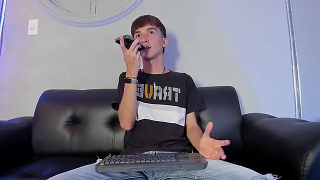 Jake evans online show from May 7, 3:15 pm