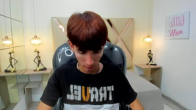 Snapshot of Jake_evans chatting on February 5, 7:43 pm Jake evans online show from February 5, 7:43 pm