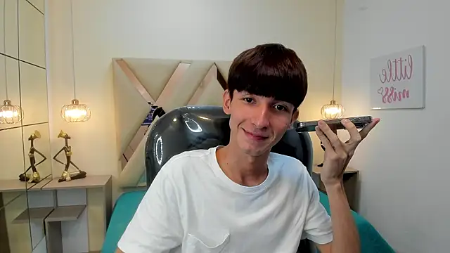 Snapshot of Jake_evans chatting on January 11, 3:46 am Jake evans online show from January 11, 3:46 am