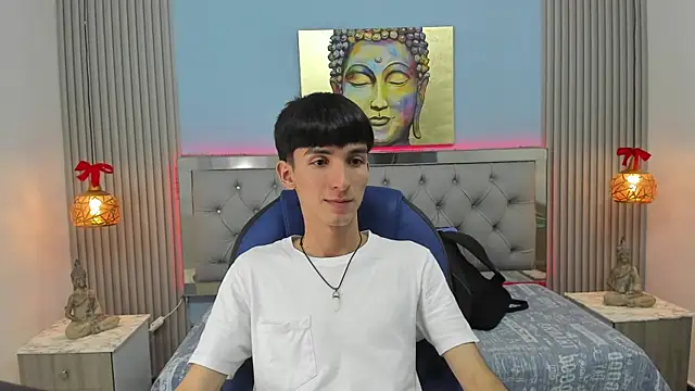 Snapshot of Jake_evans chatting on December 16, 7:51 pm Jake evans online show from December 16, 7:51 pm