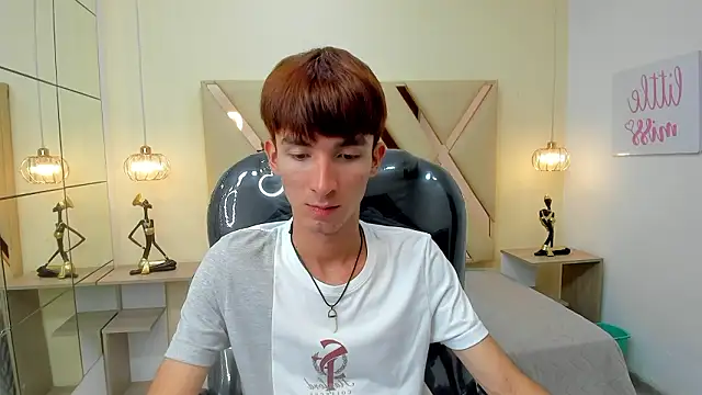 Snapshot of Jake_evans chatting on February 11, 8:09 pm Jake evans online show from February 11, 8:09 pm