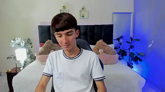 Jake evans online show from May 11, 2:45 pm