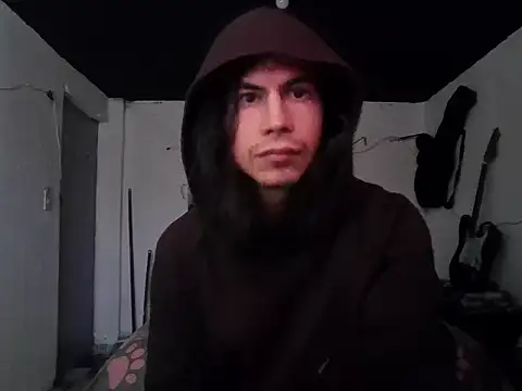 lmlfff online show from December 21, 2:30 pm