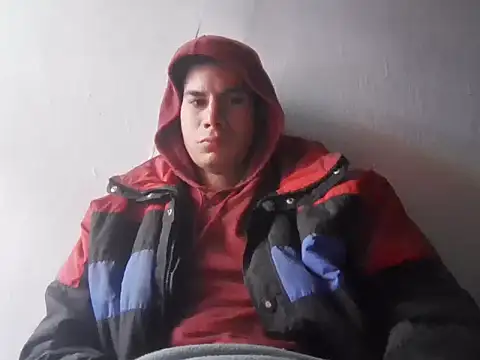 lmlfff online show from February 24, 6:20 pm