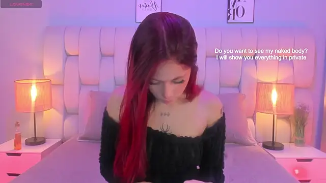 SkinnyFoxy online show from May 3, 7:17 pm