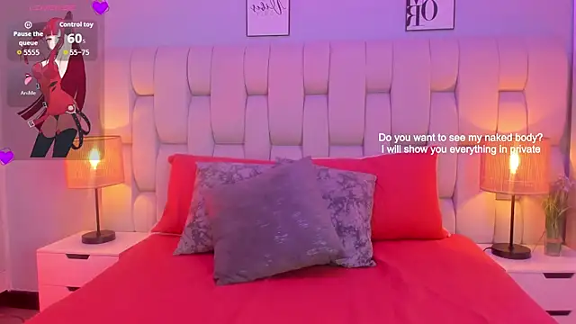 SkinnyFoxy online show from April 11, 7:28 pm