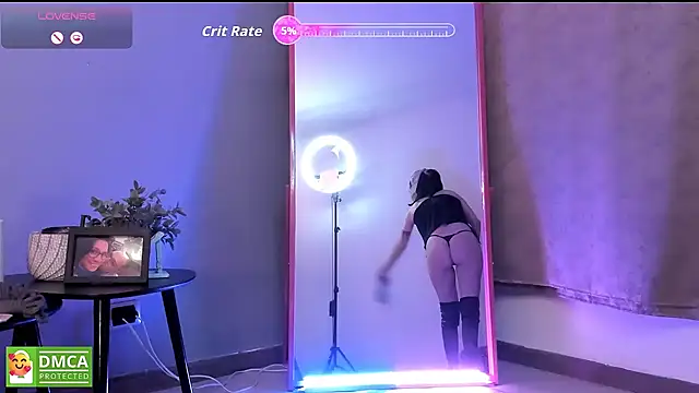 Snapshot of ameliaterry chatting on October 10, 8:15 am ameliaterry online show from October 10, 8:15 am