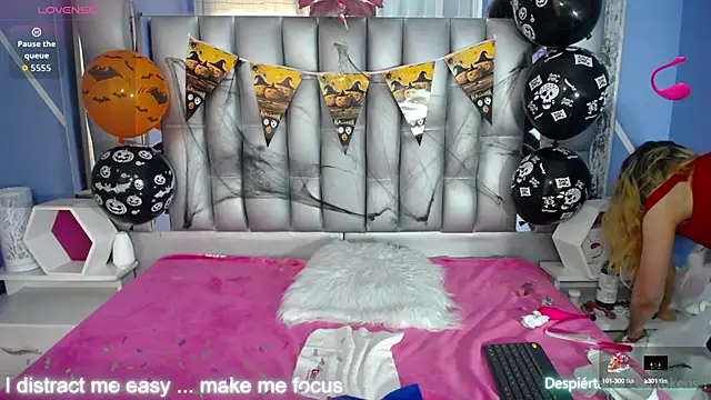 Snapshot of sophia_ny chatting on October 12, 1:12 pm sophia ny online show from October 12, 1:12 pm