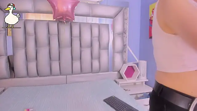 sophia ny online show from November 10, 1:49 pm