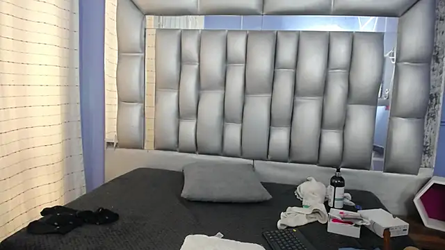 Snapshot of sophia_ny chatting on March 7, 7:27 pm sophia ny online show from March 7, 7:27 pm