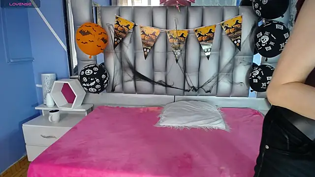 sophia ny online show from October 30, 1:42 pm