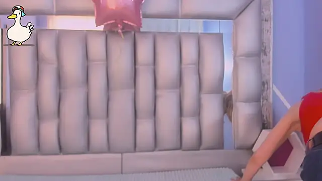 sophia ny online show from November 8, 1:47 pm