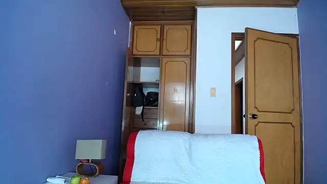 sophia ny online show from February 7, 1:52 pm