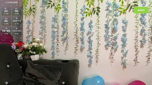 Snapshot of Isexxs chatting on February 16, 7:38 pm Isexxs online show from February 16, 7:38 pm