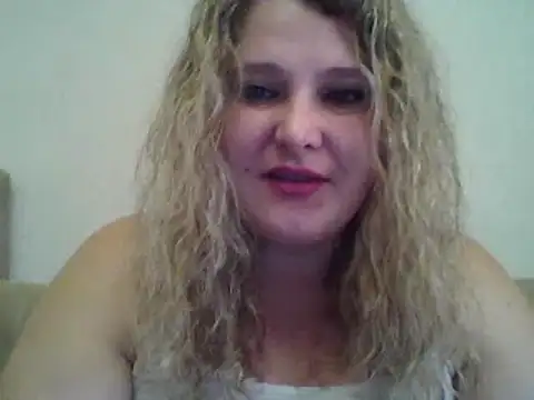 ParisMimi online show from November 13, 9:46 am