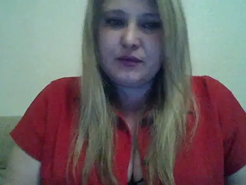 Snapshot of ParisMimi chatting on April 24, 8:22 pm ParisMimi online show from April 24, 8:22 pm