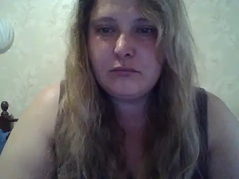 Snapshot of ParisMimi chatting on May 15, 6:55 am ParisMimi online show from May 15, 6:55 am
