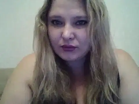 ParisMimi online show from December 5, 6:45 am