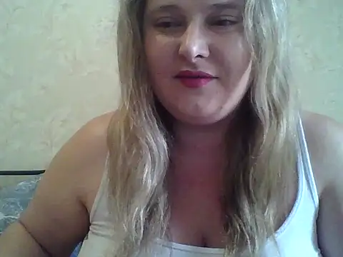 ParisMimi online show from April 3, 9:27 am