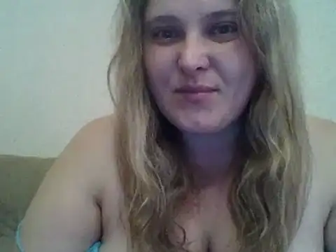 ParisMimi online show from February 26, 9:42 am