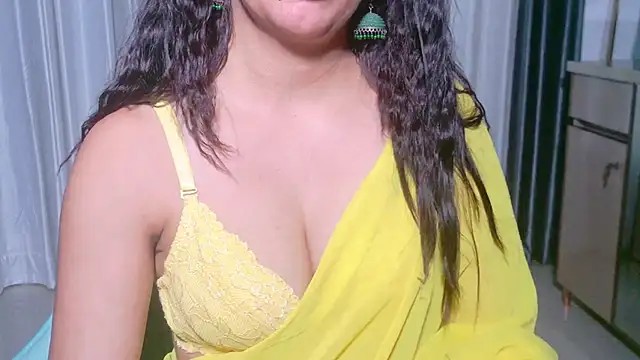 Snapshot of Aashika-Kaur chatting on June 9, 5:08 am Aashika-Kaur online show from June 9, 5:08 am