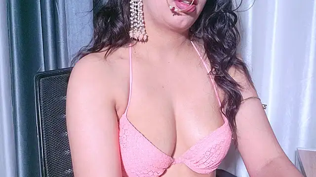 Aashika-Kaur online show from May 2, 4:07 am