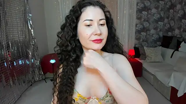 KarinaSweeety online show from March 4, 7:05 am