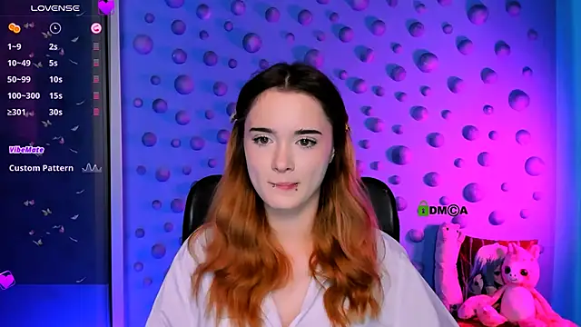 liana kisses online show from November 26, 8:42 pm