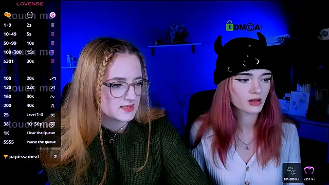 liana kisses online show from October 3, 7:26 pm