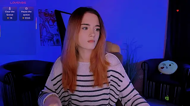 liana kisses online show from November 8, 8:34 pm