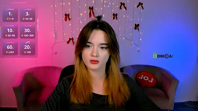 liana kisses online show from January 11, 8:05 pm