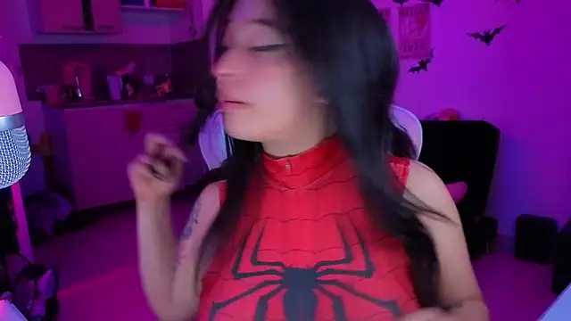 Snapshot of FernandaOrtegaaa chatting on October 1, 12:06 am FernandaOrtegaaa online show from October 1, 12:06 am