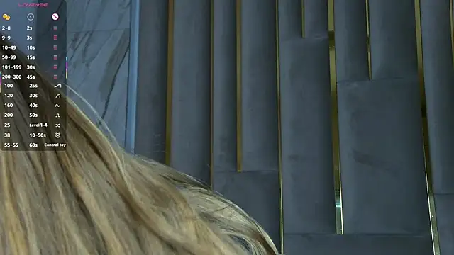 LeslieMines online show from December 1, 5:52 am