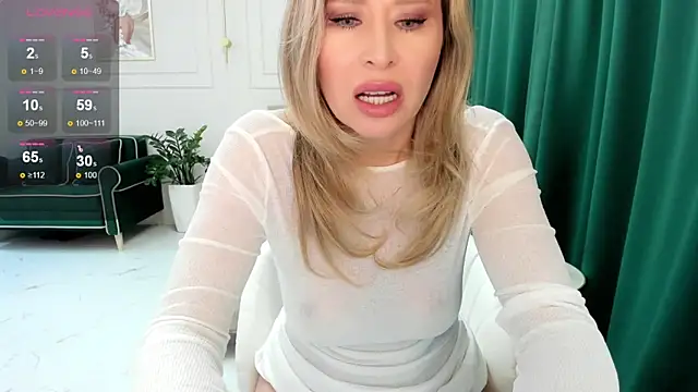 Jolie Ozolla online show from February 12, 12:49 pm